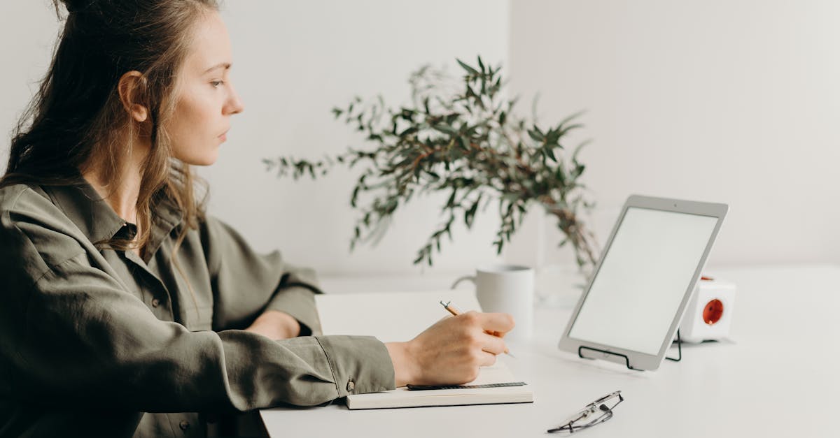 découvrez des stratégies efficaces pour améliorer votre productivité au quotidien. apprenez à gérer votre temps, à établir des priorités et à optimiser vos efforts pour atteindre vos objectifs plus rapidement et efficacement.