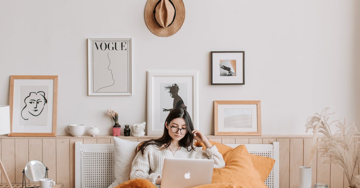 découvrez tout ce qu’il faut savoir sur l’email : définition, fonctionnement, conseils pratiques et bonnes astuces pour gérer efficacement votre messagerie électronique au quotidien.