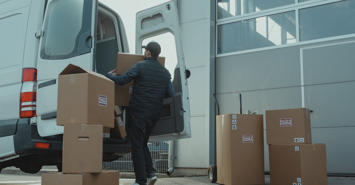 découvrez comment optimiser votre supply chain pour améliorer l'efficacité et réduire les coûts. explorez les meilleures pratiques, les tendances du secteur et les outils innovants pour gérer vos opérations logistiques avec succès.