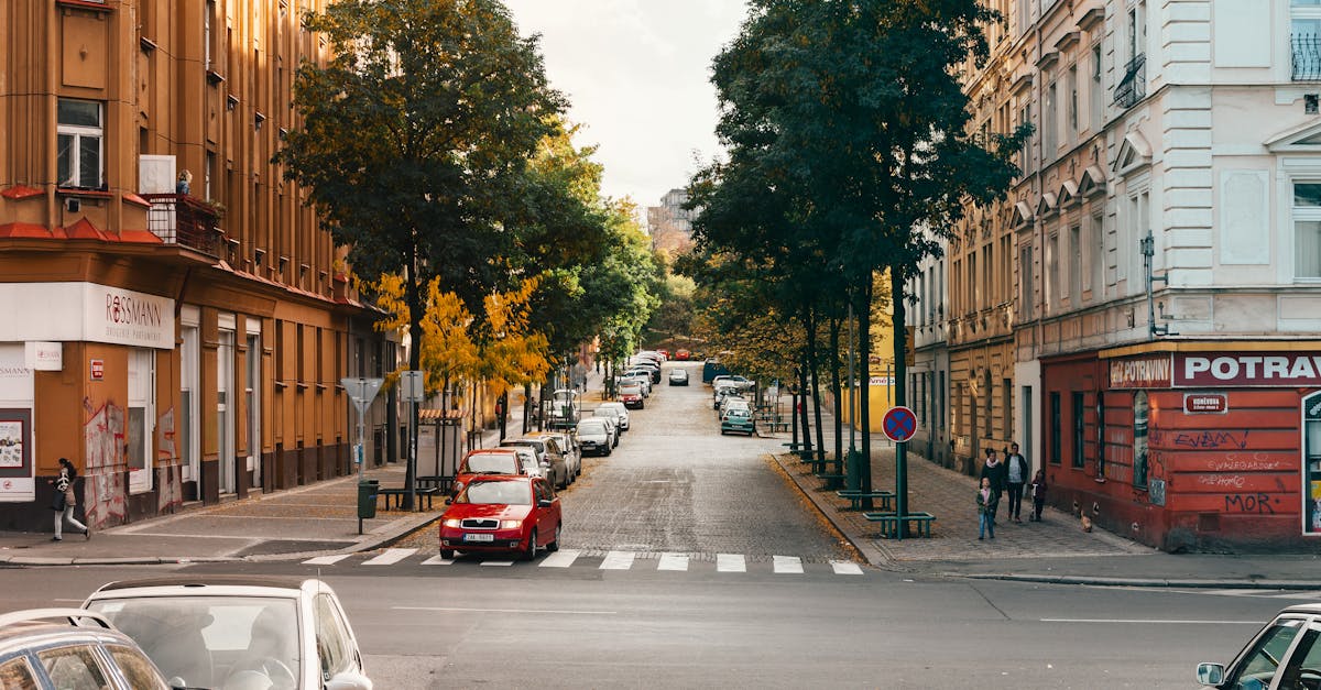 découvrez le monde fascinant des intersections : un lieu de rencontre entre routes, idées et cultures. apprenez comment ces carrefours influencent notre quotidien et leur importance dans l'urbanisme moderne.