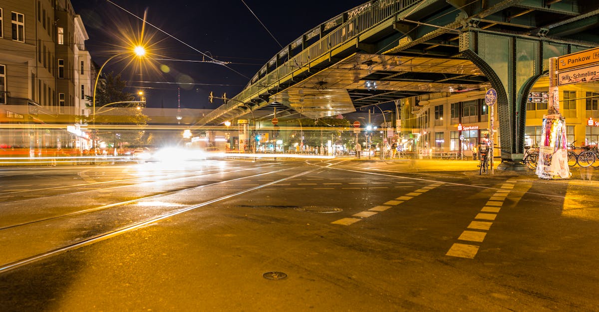 découvrez le monde fascinant des intersections, où se rencontrent routes et idées. explorez comment ces carrefours influent sur notre quotidien, notre urbanisme et la circulation. plongez dans l'analyse des enjeux de sécurité et de fluidité, et apprenez à naviguer efficacement à travers ces points de convergence.