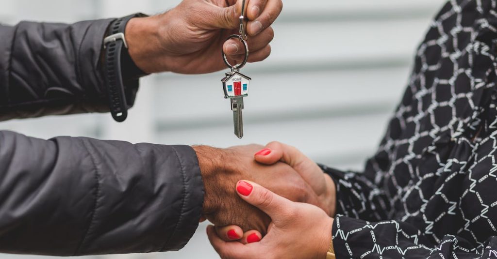 découvrez des stratégies de vente efficaces pour maximiser vos résultats commerciaux. apprenez à persuader vos clients, à négocier habilement et à conclure des ventes avec succès grâce à nos conseils pratiques sur les tactiques de vente.