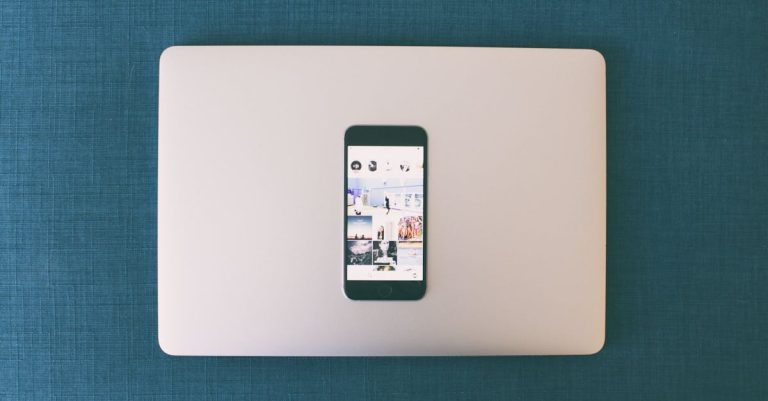 découvrez comment les médias sociaux transforment notre communication, fortifient les relations et offrent des opportunités inégalées pour les marques et les individus. explorez les tendances, astuces et stratégies pour optimiser votre présence en ligne.