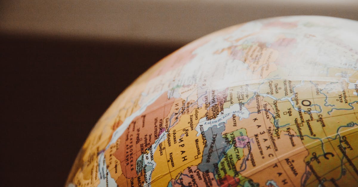 découvrez l'art de la prospection internationale pour développer votre réseau et maximiser vos opportunités commerciales à l'échelle mondiale. apprenez des stratégies efficaces pour identifier et engager des clients potentiels dans divers marchés.