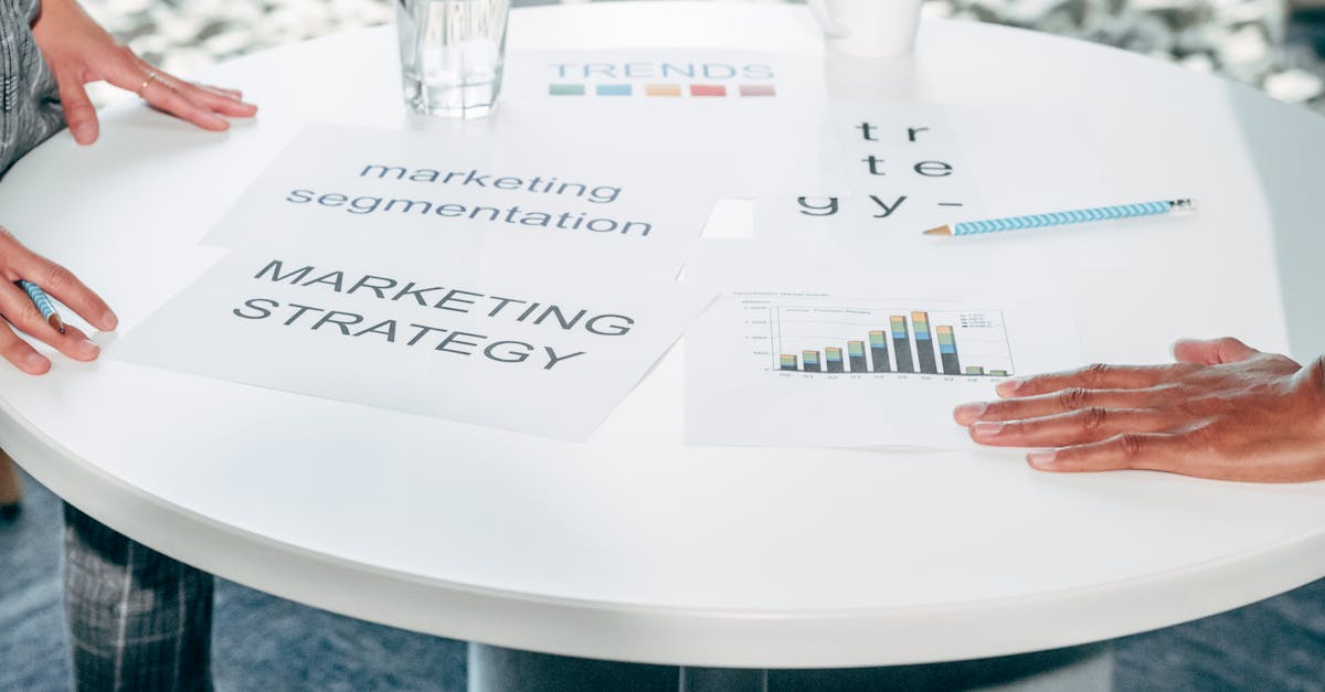 découvrez l'importance de la segmentation de marché pour cibler efficacement vos clients. apprenez à définir des segments spécifiques et à adapter vos stratégies marketing pour maximiser l'impact de vos campagnes.