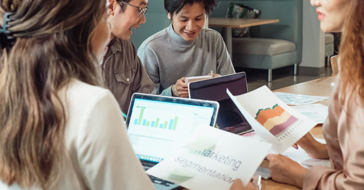 découvrez l'importance de la segmentation de marché pour adapter vos stratégies marketing et atteindre efficacement vos cibles. apprenez comment identifier et analyser les différents segments de consommateurs afin d'optimiser vos campagnes et maximiser votre succès commercial.