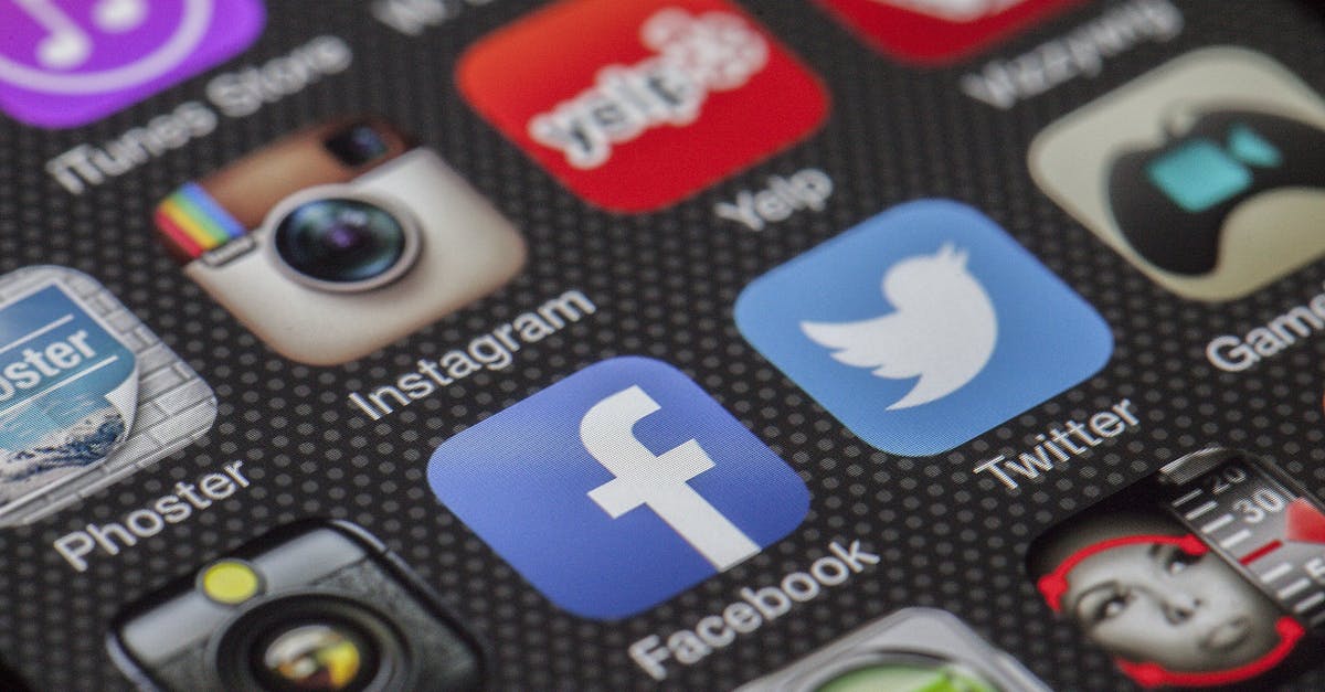 découvrez comment optimiser votre présence en ligne grâce aux réseaux sociaux. apprenez des stratégies efficaces pour engager votre audience, augmenter votre visibilité et transformer vos followers en clients fidèles.