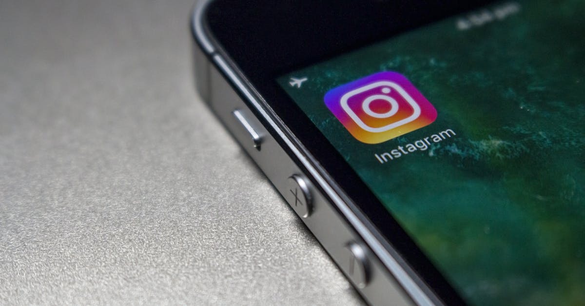 découvrez l'impact des réseaux sociaux sur notre quotidien, les stratégies pour optimiser votre présence en ligne et les dernières tendances qui façonnent le paysage numérique.