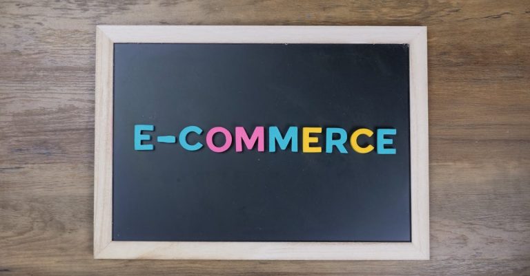 découvrez des stratégies de vente efficaces pour optimiser vos performances commerciales. apprenez à mieux comprendre vos clients, à améliorer vos techniques de négociation et à maximiser vos résultats avec des conseils d'experts incontournables.