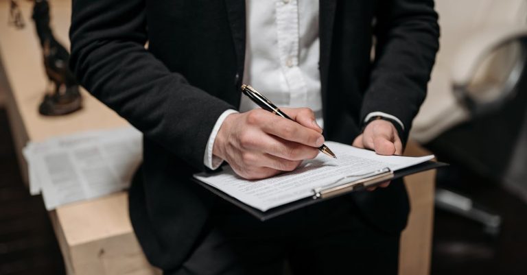 assurez un suivi client efficace et personnalisé avec nos conseils et outils. optimisez la satisfaction et fidélisez votre clientèle grâce à des méthodes éprouvées de suivi et d'engagement.