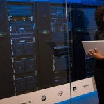 découvrez l'art du networking : établissez des connexions professionnelles, développez votre réseau et boostez votre carrière grâce à des stratégies efficaces et des conseils pratiques.