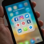 découvrez l'art du networking pour développer vos connexions professionnelles, échanger des idées et booster votre carrière. apprenez les meilleures stratégies pour élargir votre réseau et profiter d'opportunités enrichissantes.
