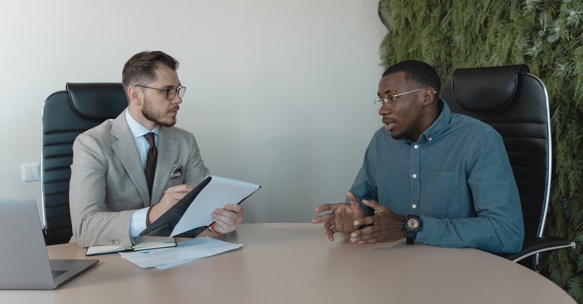 d&eacute;couvrez l'importance du feedback dans le d&eacute;veloppement personnel et professionnel. apprenez comment donner et recevoir des retours constructifs pour am&eacute;liorer vos comp&eacute;tences et renforcer vos relations.