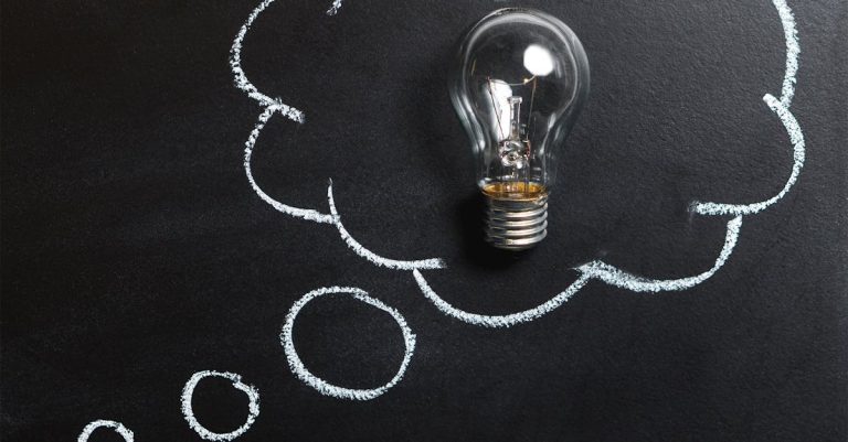 découvrez comment l'innovation transforme les entreprises et la société, explorez les dernières tendances, idées créatives et solutions novatrices pour relever les défis de demain.