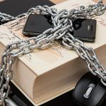 découvrez tout ce qu'il faut savoir sur la propriété intellectuelle : définitions, enjeux, conseils pour protéger vos créations, brevets, droits d’auteur et marques.