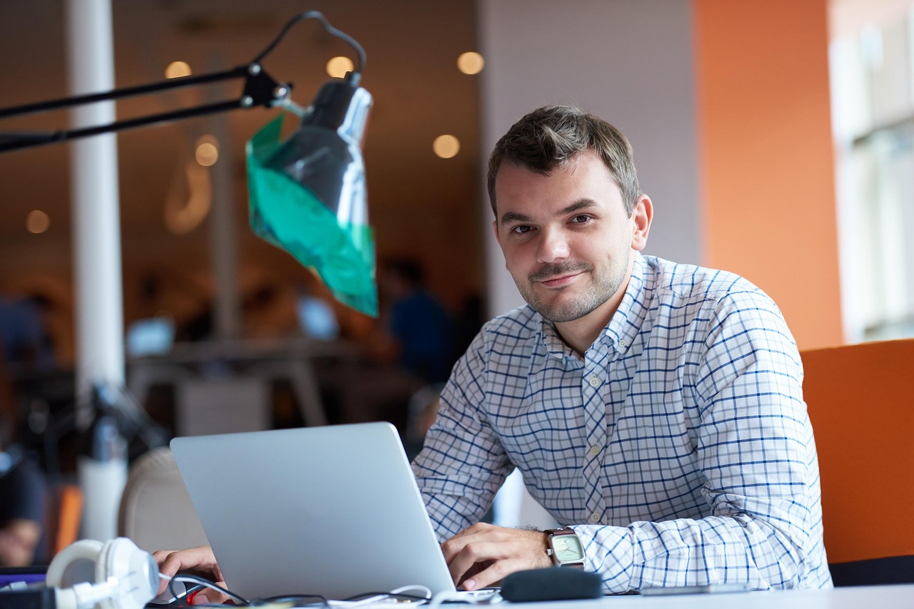 découvrez tous les avantages et bénéfices réservés aux employés de korian : couverture santé, formation, équilibre vie professionnelle et privée, évolution de carrière et bien plus. rejoignez korian et profitez d’un environnement de travail valorisant !