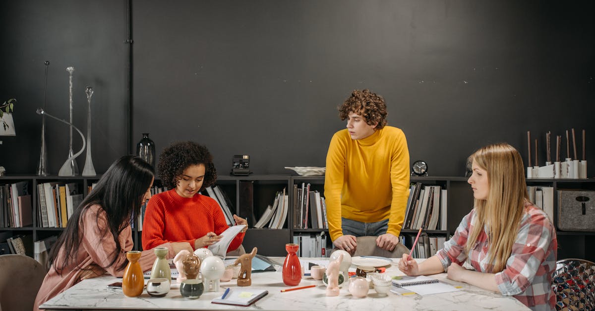 découvrez comment améliorer la collaboration et la productivité de votre équipe grâce à la synergie collective. astuces, conseils et exemples pour booster la performance en entreprise.