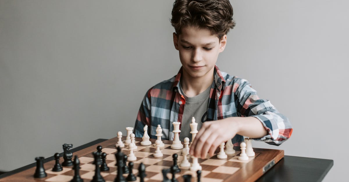 découvrez comment la competitive intelligence permet aux entreprises d’analyser leurs concurrents, d’anticiper les tendances du marché et de prendre des décisions stratégiques pour rester compétitives dans leur secteur.